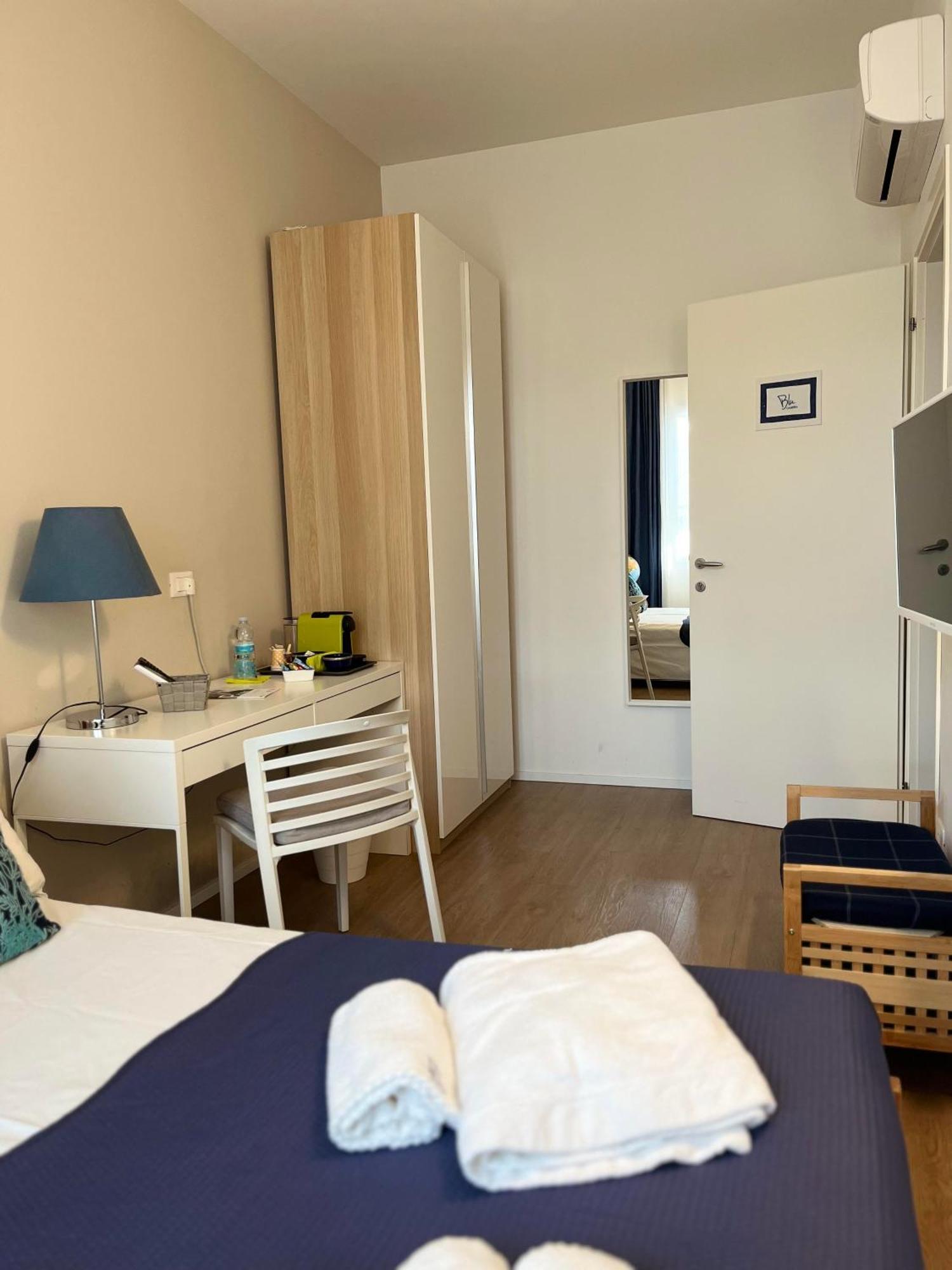 Economy Double Room Private External Bathroom
