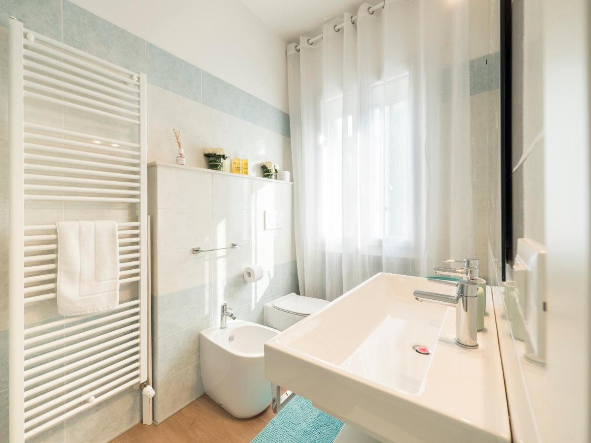Triple Room Private Bathroom