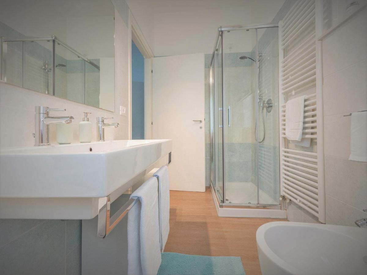 Triple Room Private Bathroom