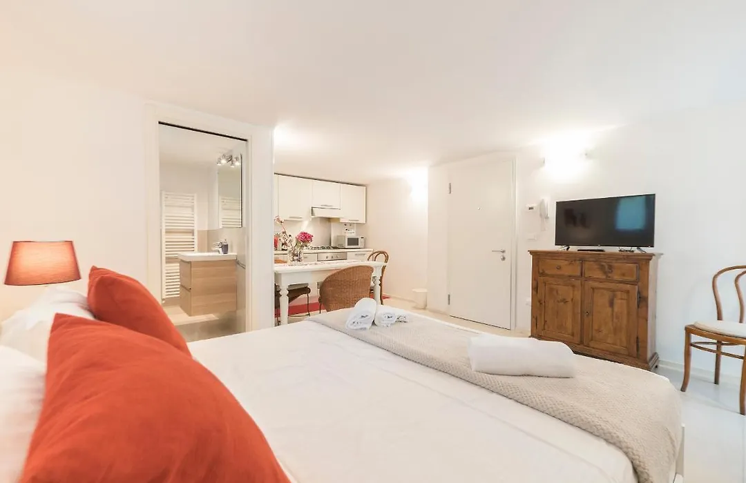 Sweet Studio IN GIARDINO-1