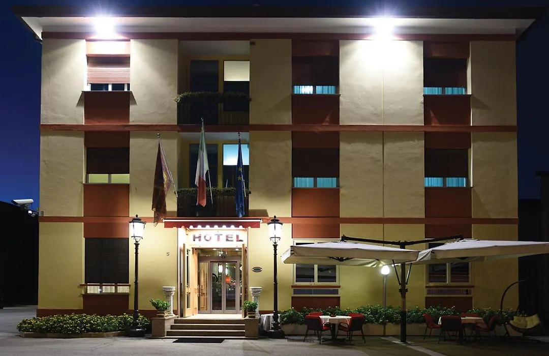 Hotel Autostrada-1