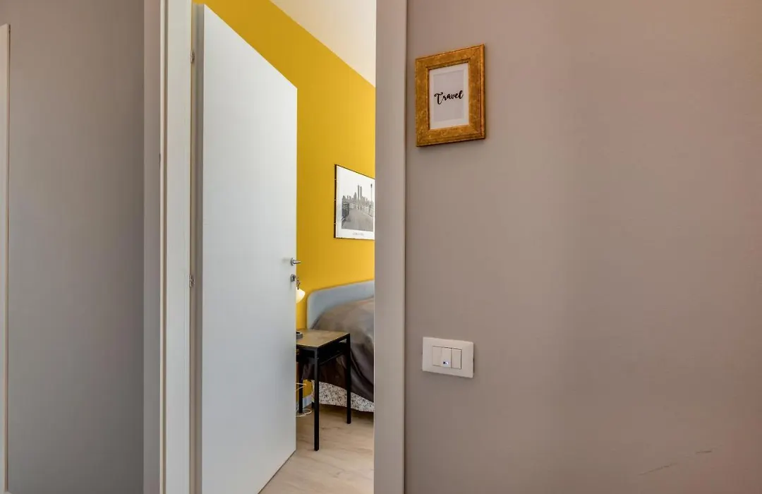 Guesthost - Family & Friends Rooms With Shared Bathroom-1