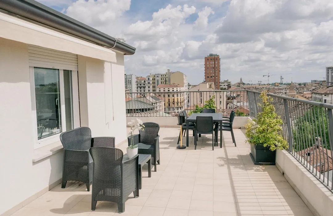 M14 Skyview City Center-1