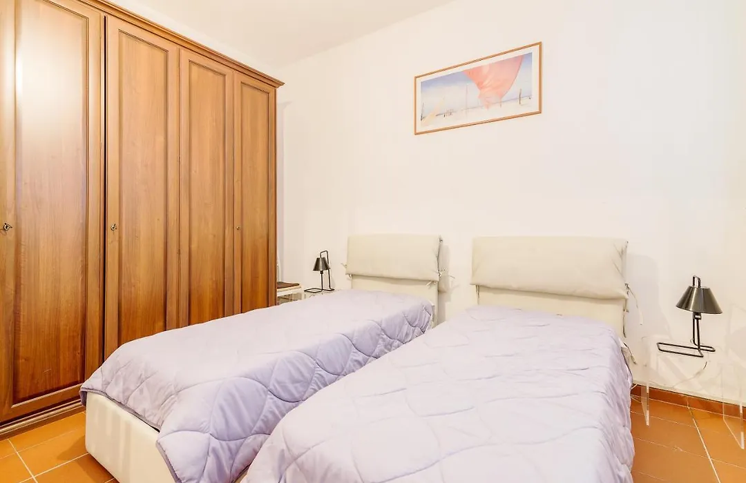 Torre Dell'Orologio Apartment-1