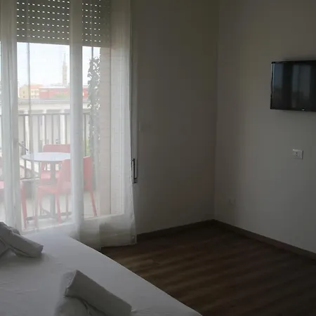 Tourism E Business Superior Rooms-3
