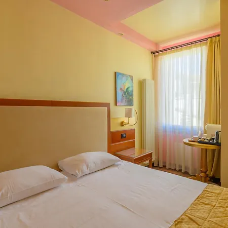 Diamantino Town House-2
