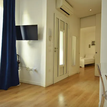 Luxury Battisti Free Parking-2