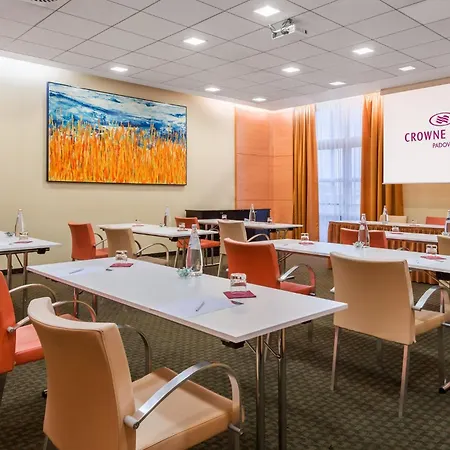 Crowne Plaza Padova By Ihg-3