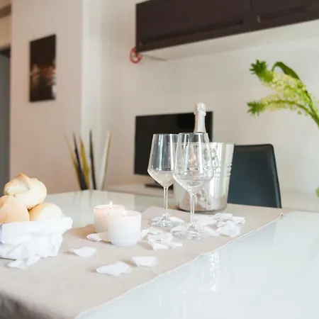 Santa Sofia Apartments-3